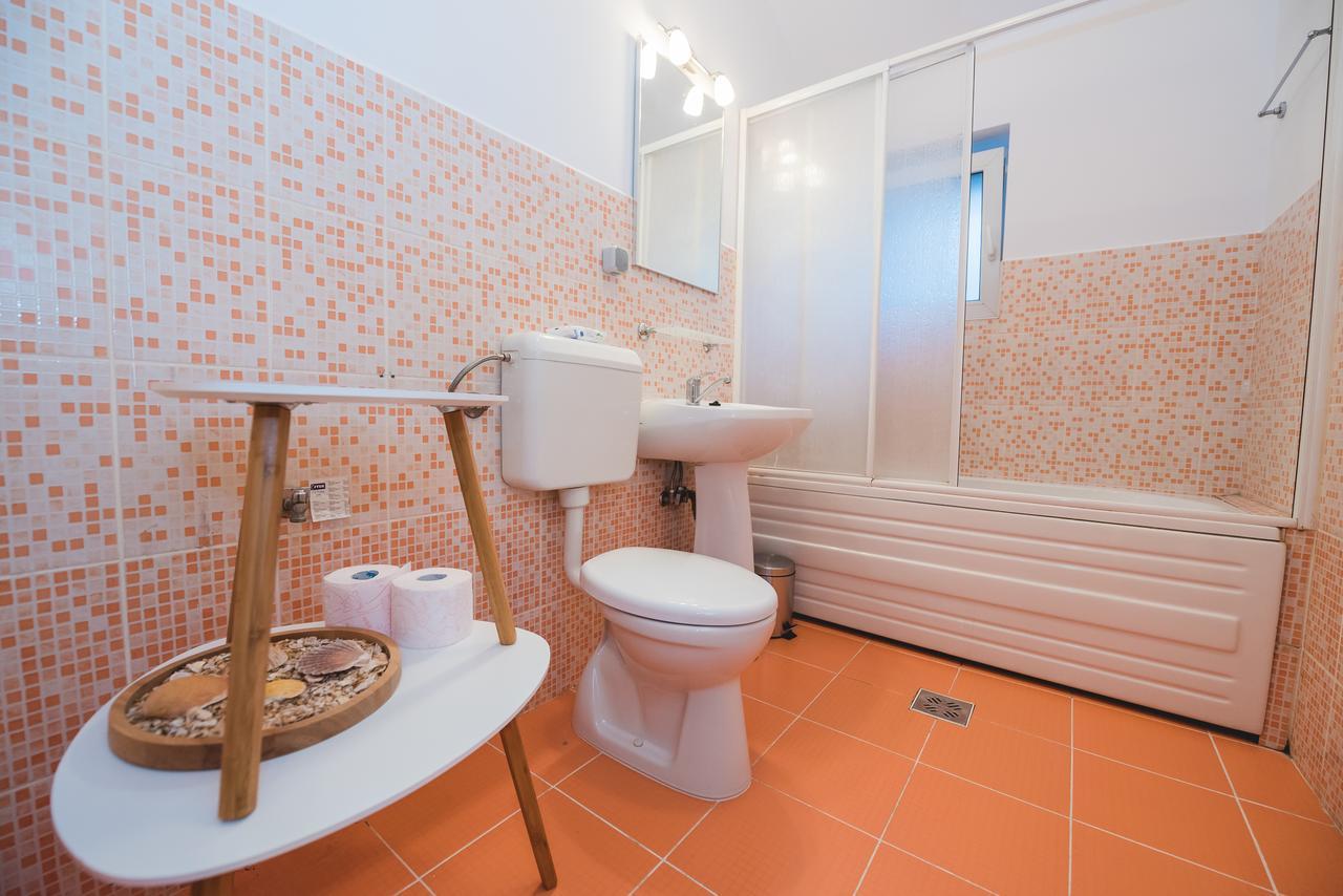 Terra Apartment Satu Mare Bagian luar foto